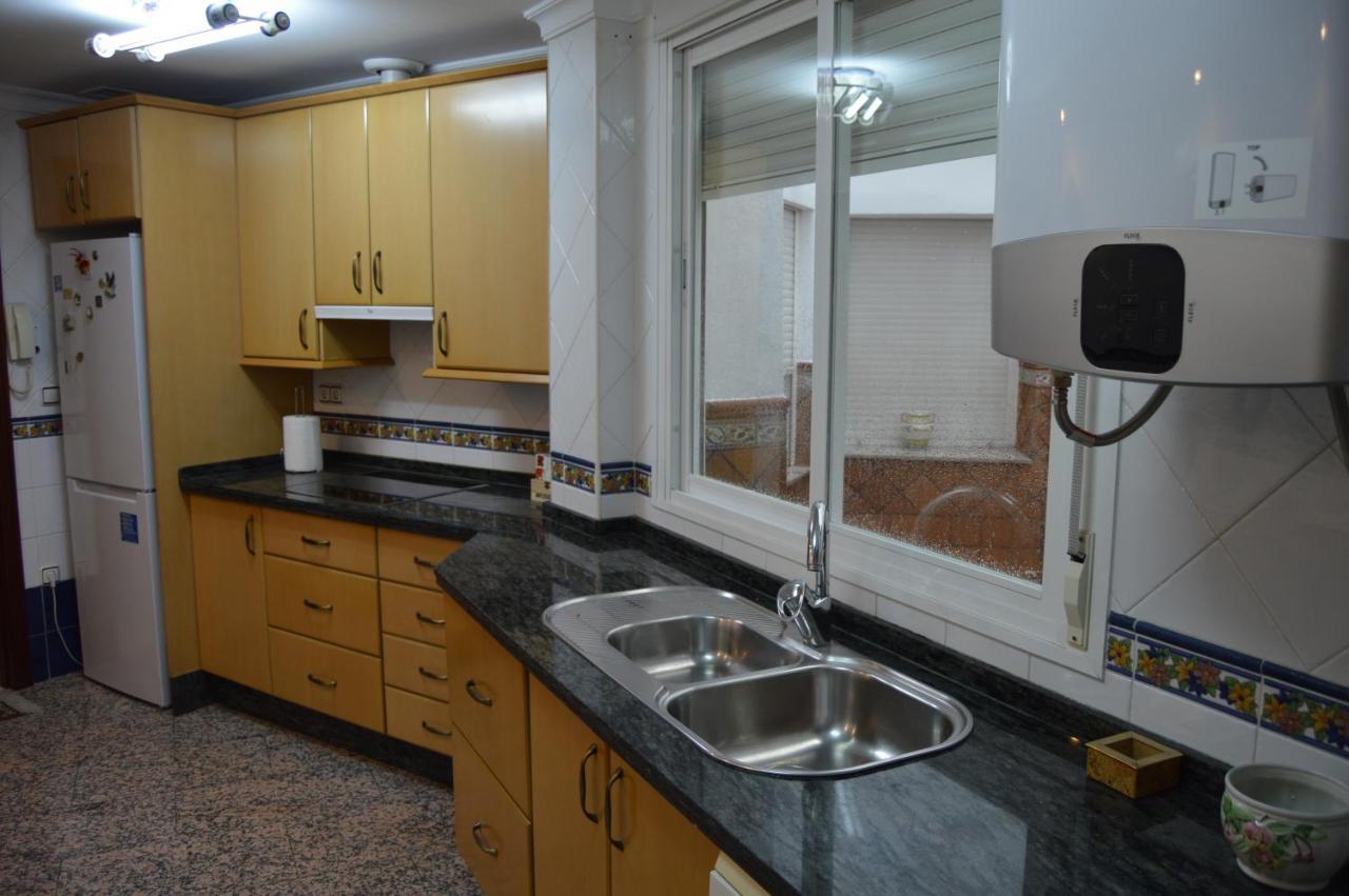 Apartamento En Pleno Centro De Cordoba Luaran gambar